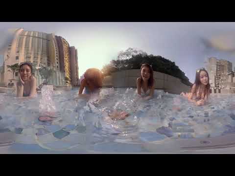 VR 360Beauty playing in the swimming poolHong kong