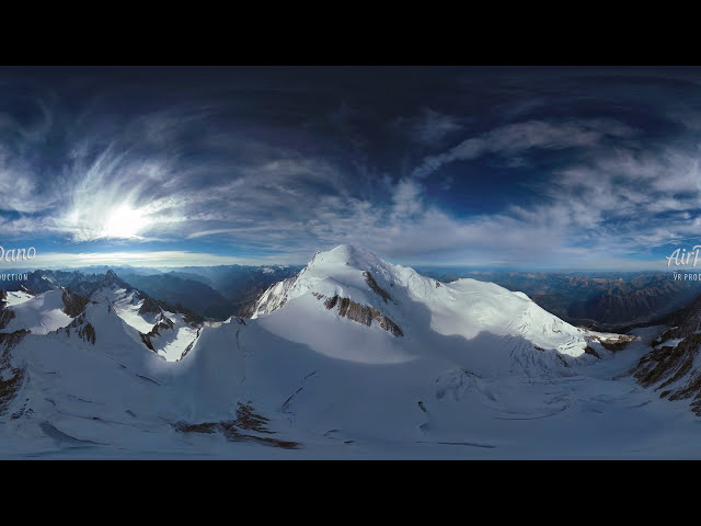 Three peaks of Mont Blanc 360 video over Mont Blanc peak图1