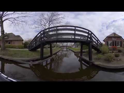 This is Holland VR - Canals Of Giethoorn Venice of Holland - 8K 3D 360 Video图1
